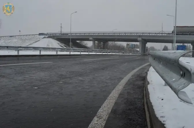 Біля Львова відкрили нову транспортну розв’язку. Фото