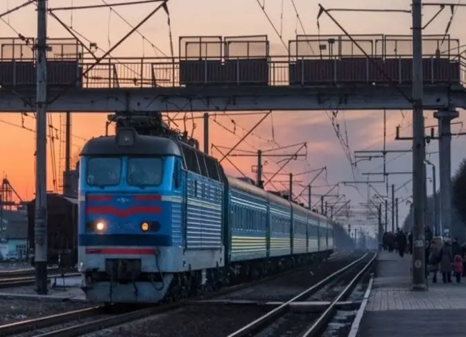 «Укрзалізниця» попереджає про можливу затримку поїздів західного напрямку