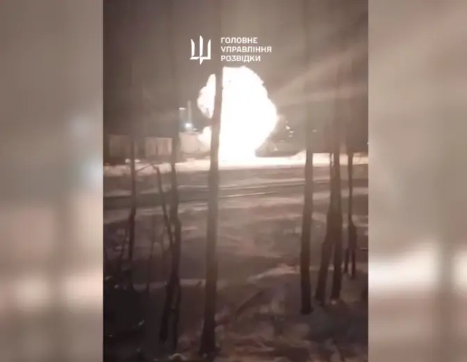 Біля москви вибухнули вагони поїзда