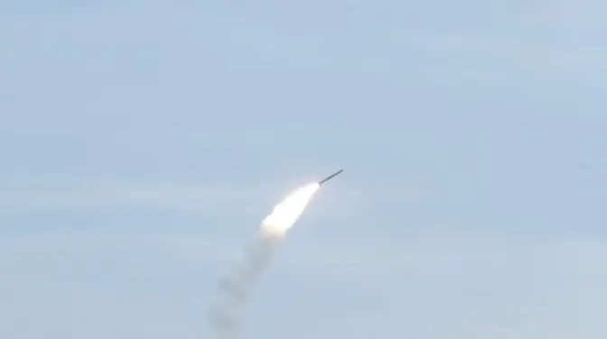 Одна із ракет ворога впала поблизу Львова, але не вибухнула