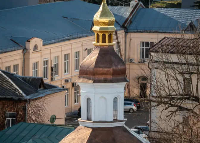 У Києво-Печерській лаврі реставрують Башту Кушника