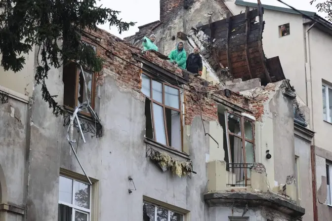 Минув місяць після масштабної атаки росії на Львів. П'ять будинків не підлягають відновленню