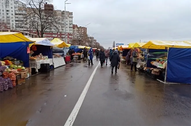 В Києві 18 лютого змінять маршрути деякі автобуси