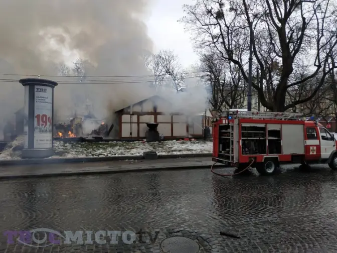 У Львові через вибух газового балону можуть закрити Різдвяний ярмарок