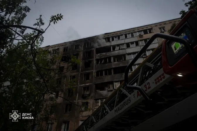 Внаслідок російської атаки в Києві загинули мати і син