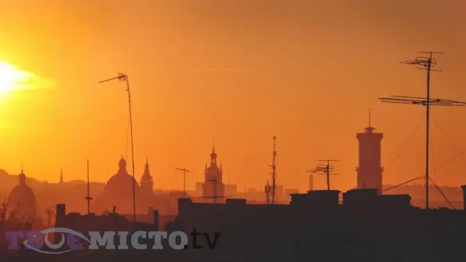 Нічна ворожа атака на Львівщину й удар по критичній інфраструктурі. Підсумки доби