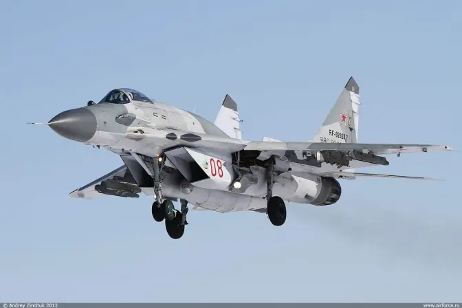 Росія почала вивозити з місць зберігання на авіабазах винищувачі МиГ-29