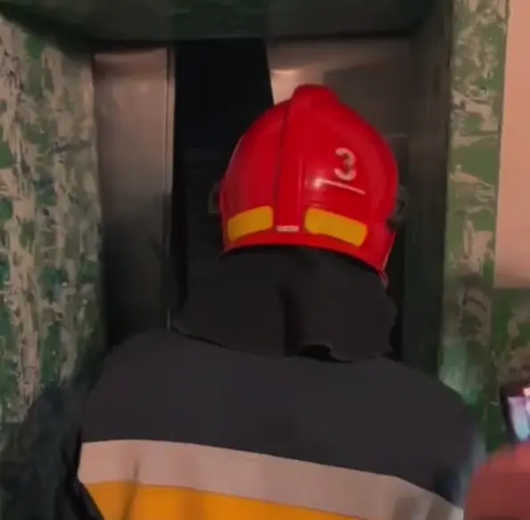 Скриншот з відео ДСНС