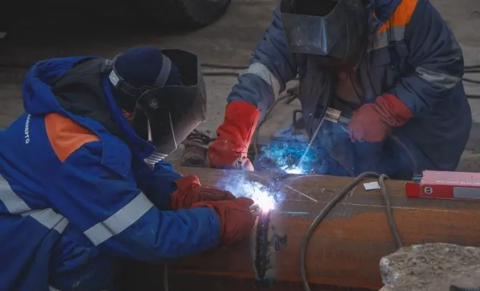 Київські комунальники замінили 5 км аварійних тепломереж