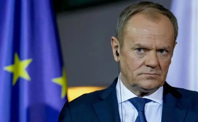 Туск розкритикував спроби «умиротворити варварів» після нових ударів рф по Україні