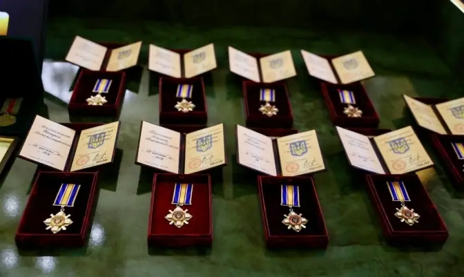 16 захисників відзначили державними нагородами посмертно: перелік