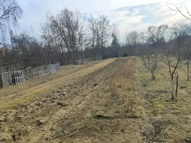 У Львові оголосять аукціон із продажу понад 2 га землі у Рясному-2
