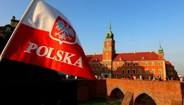 Польща працює над концепцією відмови росіянам у видачі віз