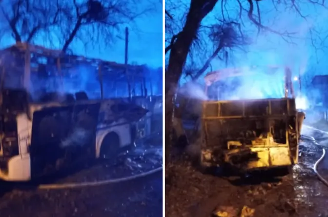 У Львові на парковці згорів пасажирський автобус