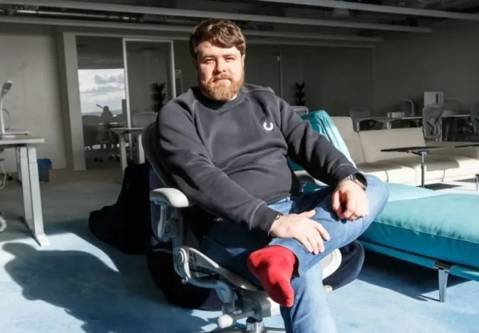 Обшуки у MacPaw: Компанія вклала у ділянку під Києвом близько 28 млн доларів