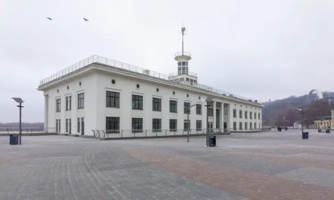 Державна інспекція прийняла в експлуатацію відреставрований Річковий вокзал Києва