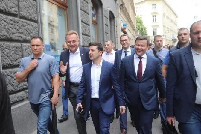 Володимир Зеленський вперше як президент відвідав Львів та прогулявся містом. Фото