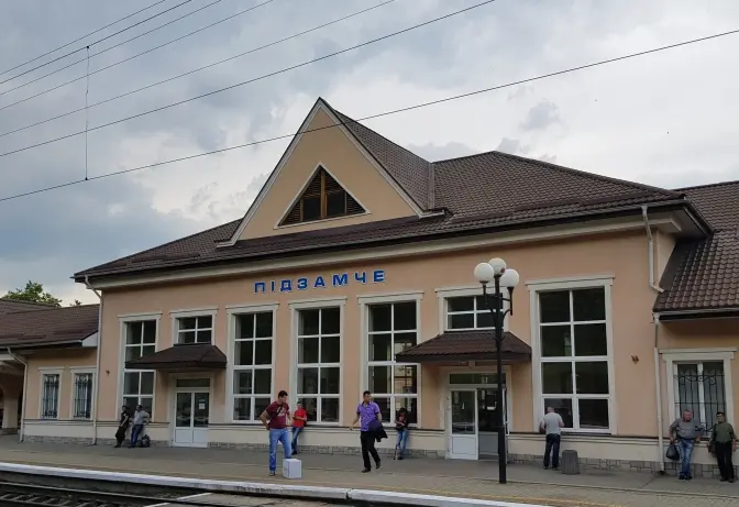 У Львові на станції Підзамче потяг переїхав жінку