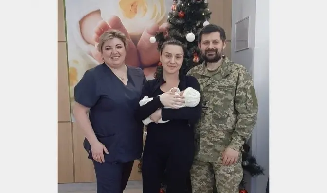 Львівські медики допомогли дружині військового, яка має діабет, народити здорову доньку