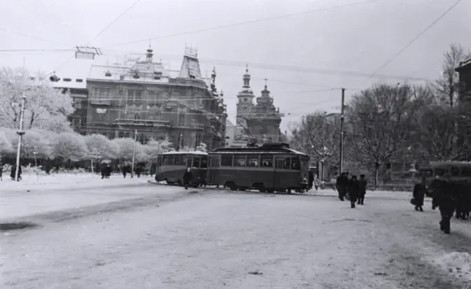 У мережу виклали раритетні фото засніженого Львова у 1960-му