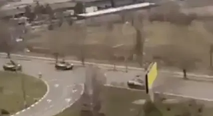 Херсоном їде російська окупаційна техніка