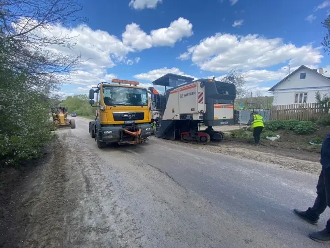 На Львівщині ремонтують ділянку дороги Тернопіль-Львів-Рава-Руська
