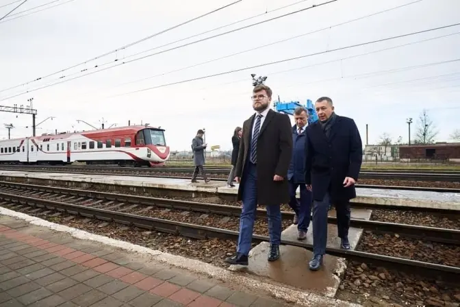 Європейська залізниця без черг і сухий порт. В уряді розповіли, якою має бути прикордонна частина Львівщини