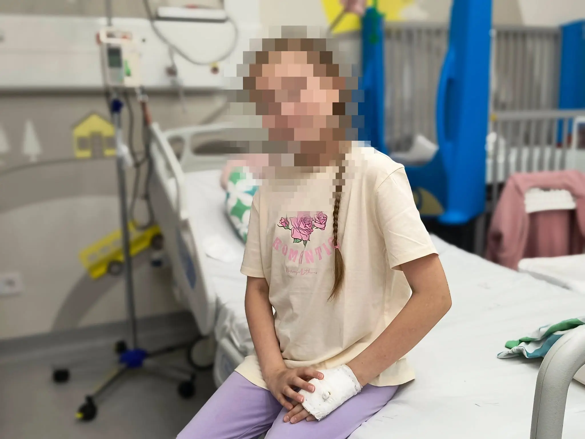Гігантська тимоліпома змістила серце 12-річної дівчини та залишила їй лише 25% робочих легень.