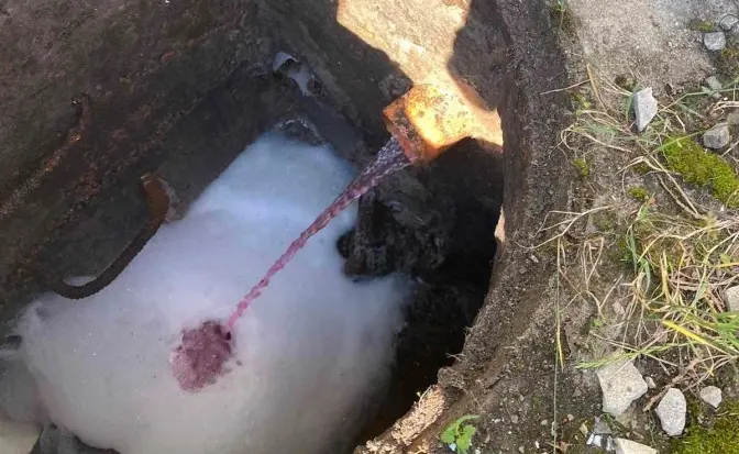На Пасічній у Львові виявили витоки невідомої речовини