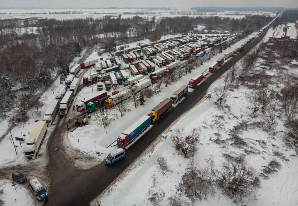 Репортаж із заблокованого кордону та нові тарифи на проїзд у громадському транспорті Львова. Підсумки доби