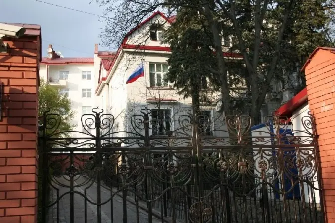Ветерани АТО у Львові ініціюють виселення російського консульства