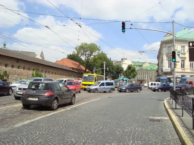 Як у Львові реорганізують рух на пл. Митній – вул. Личаківській. Візуалізація