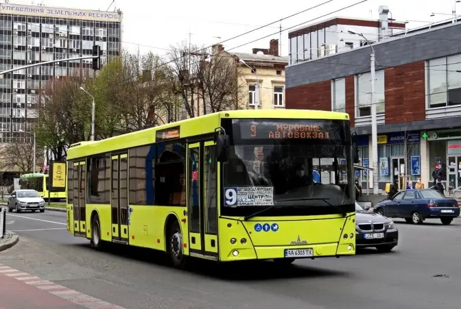 У Львові курсуватимуть нові автобусні маршрути