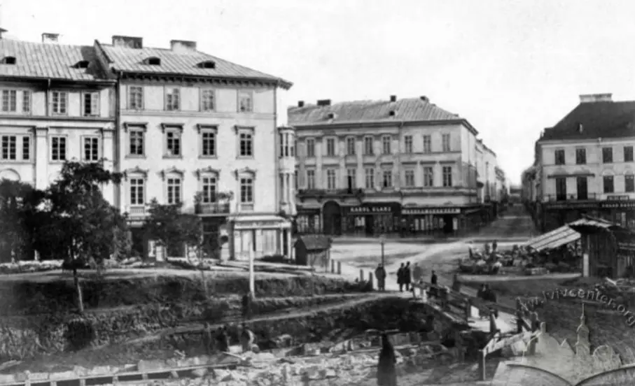 Роботи по засклепінню Полтви на нинішній площі А.Міцкевича. Фото 1880-х років