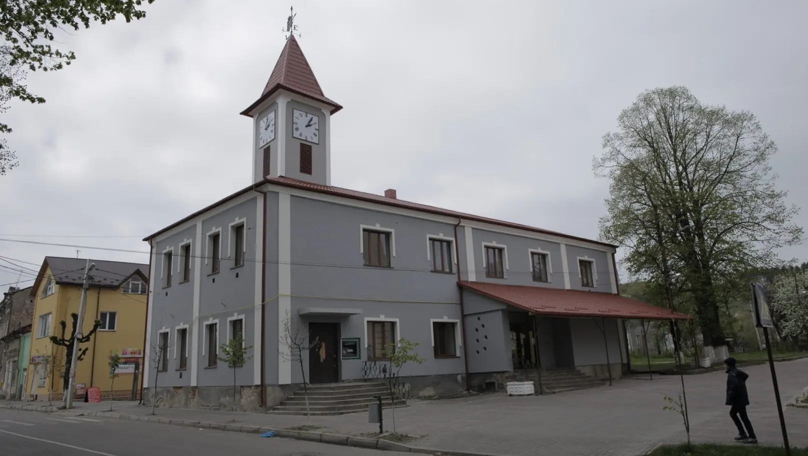 Хирівська ратуша / фото з відкритих джерел