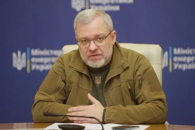 Чи планують в Україні відключення світла на Різдво: відповідь Міненерго