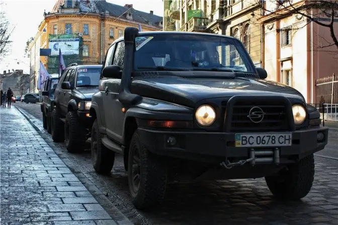 Львів’ян запрошують на кількагодинний автопробіг вулицями міста: де подивитися?