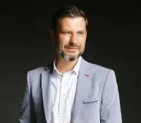 Максим Макаров