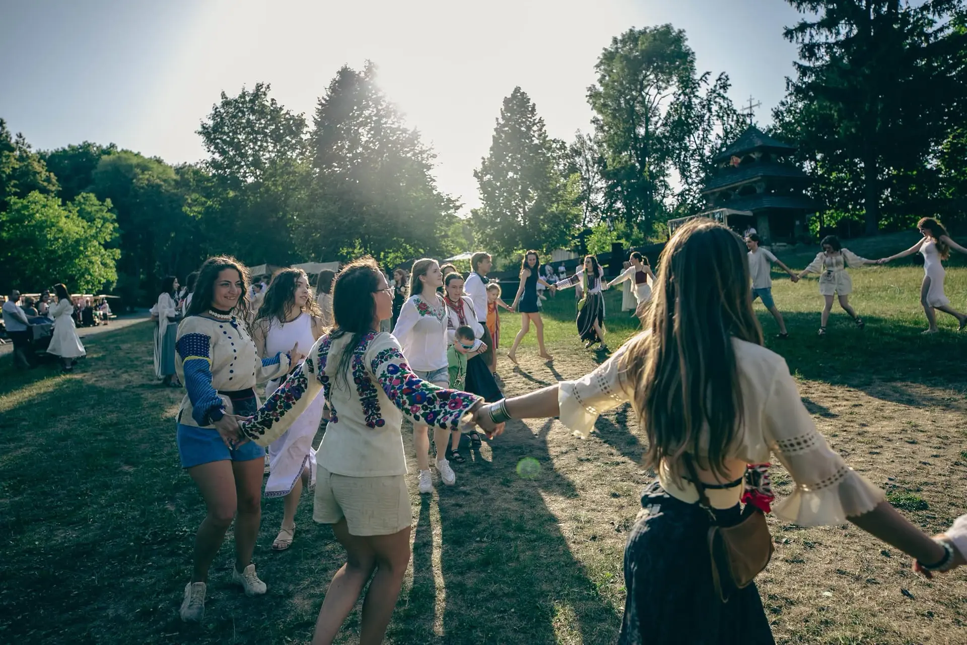 Запальні етнотанці у Гаю / фото Анастасії Хлібник