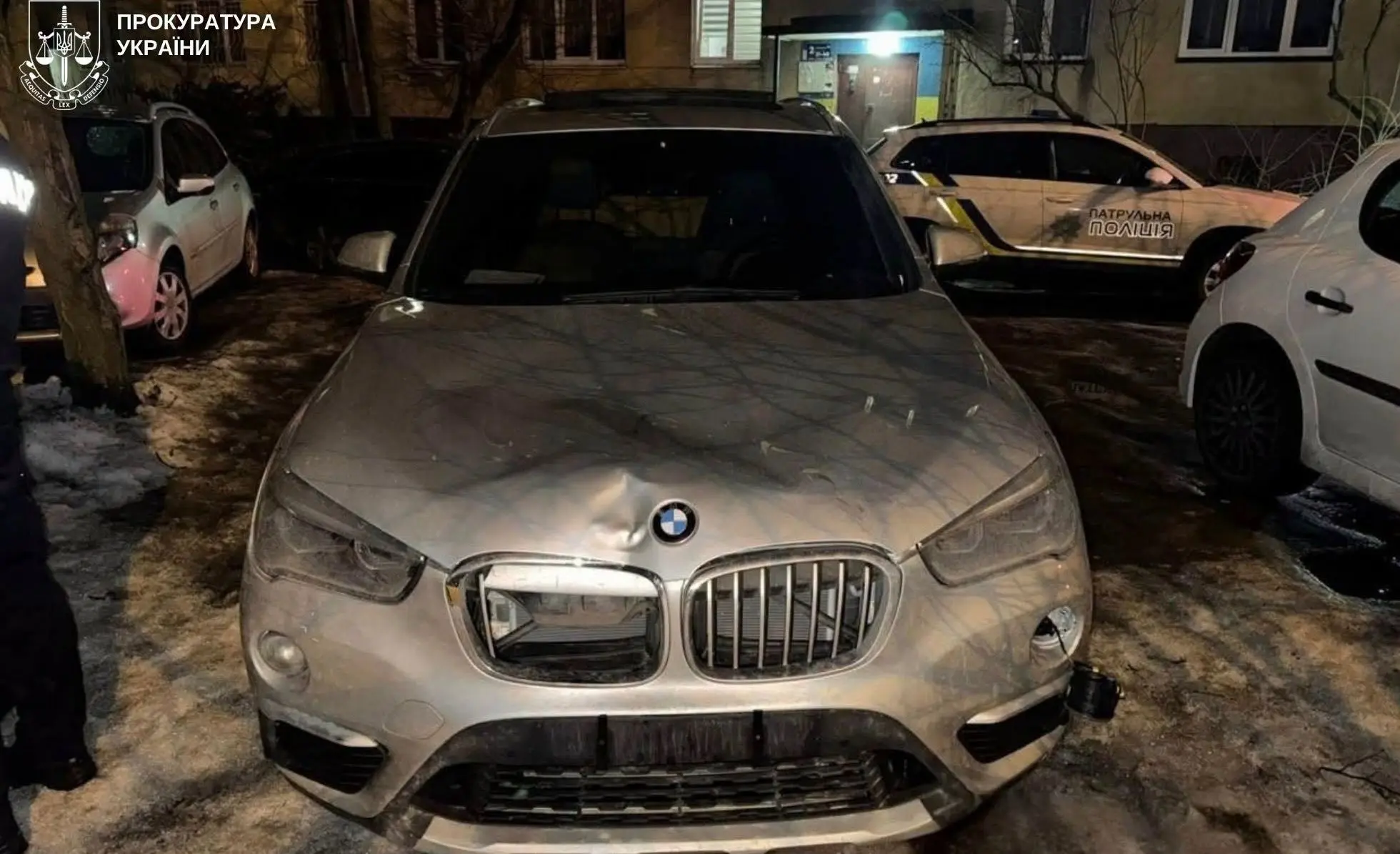 Засуджений керував кросовером BMW без посвідчення водія.