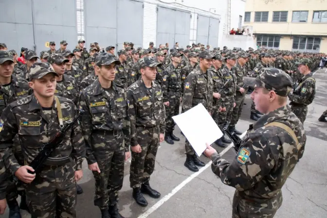 Військові кафедри в університеті Франка наразі відновлювати не будуть