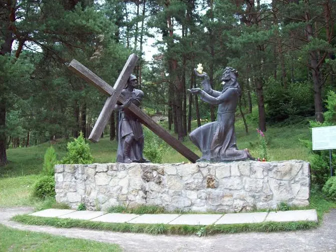 Львів’ян запрошують на хресну ходу до Страдча