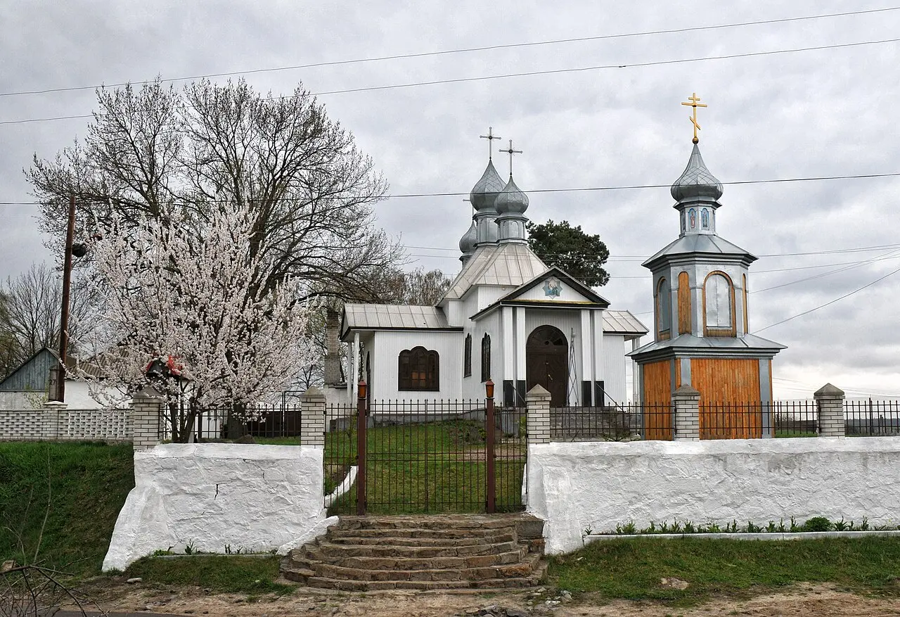 Троїцьку церкву 1750 року повернули державі: прокуратура через суд скасувала приватну власність на унікальний храм Київщини