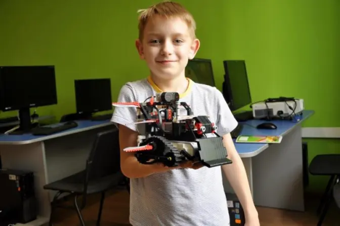 Юних львів’ян запрошують на безкоштовні уроки робототехніки