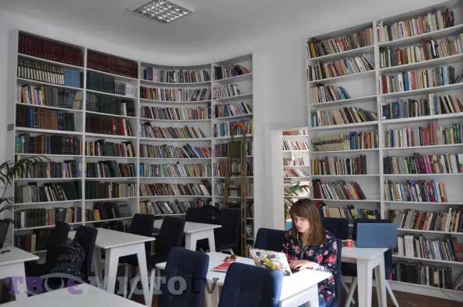 У бібліотеку через інстаграм. Для кого працюють львівські медіатеки