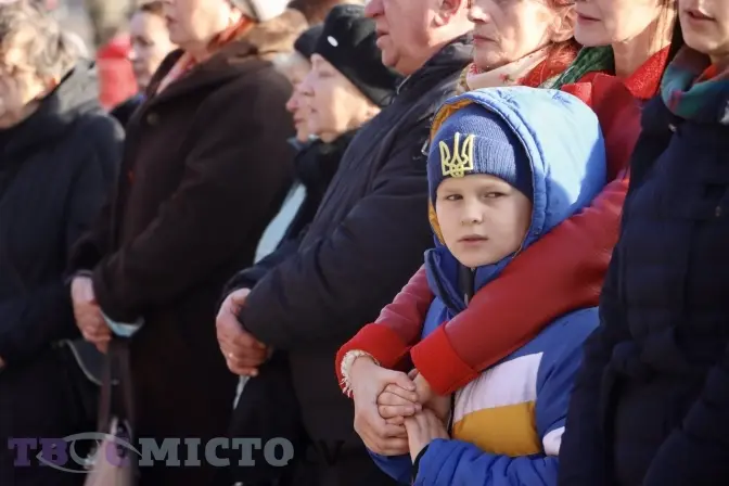 У Львові вшанували пам'ять Героїв Революції Гідності. Фото, відео