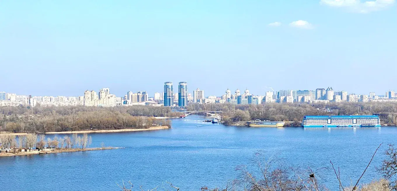 Оглядовий майданчик на Дніпровському узвозі. Фото: Андрій Раєнок