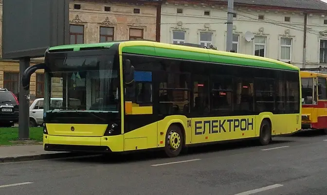 До нового року Львів отримає 25 нових автобусів «Електрон»