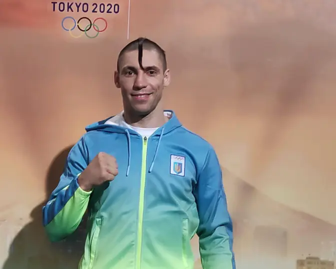 Львів'янин Станіслав Горуна продає олімпійську медаль для допомоги ЗСУ