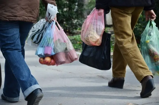 Наступного тижня у Львові розпочнеться просвітницька кампанія проти поліетилену